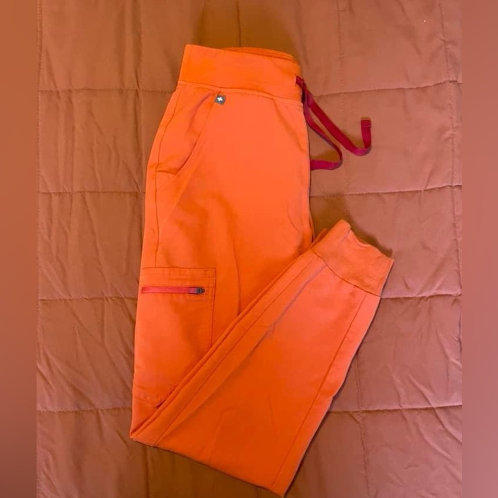 Figs Jogger Scrub Pants